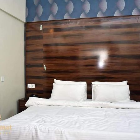 Diplomat Inn Карачі Екстер'єр фото