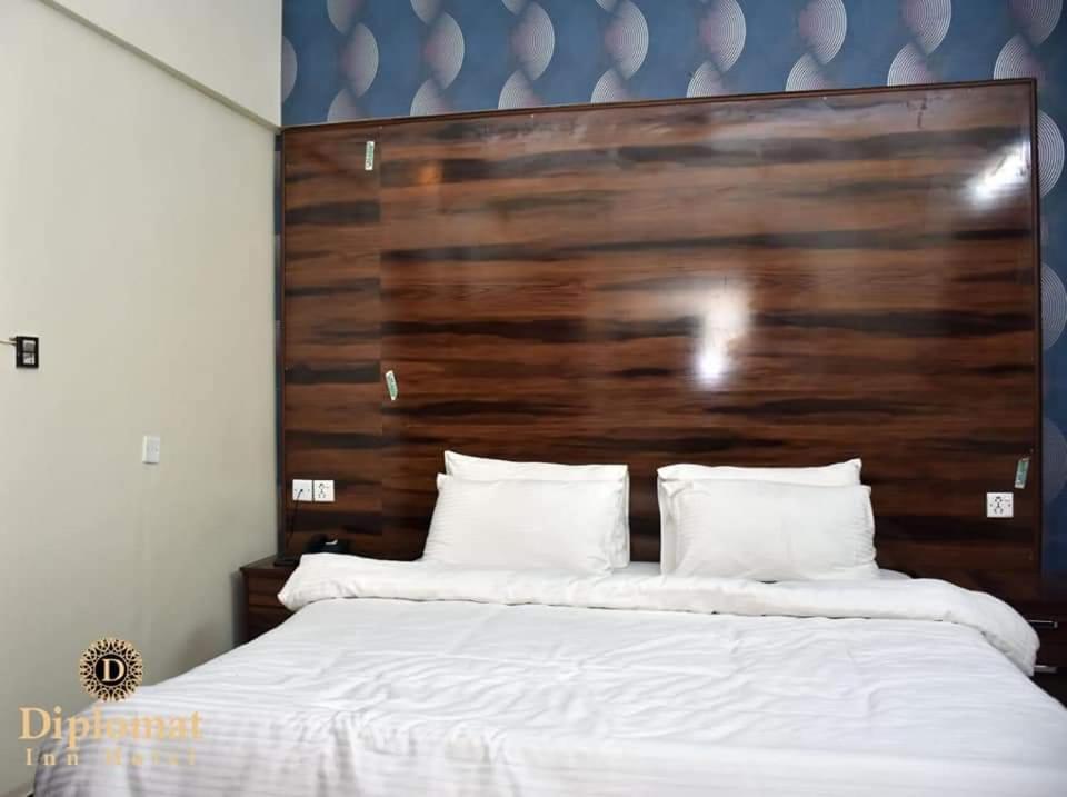 Diplomat Inn Карачі Екстер'єр фото