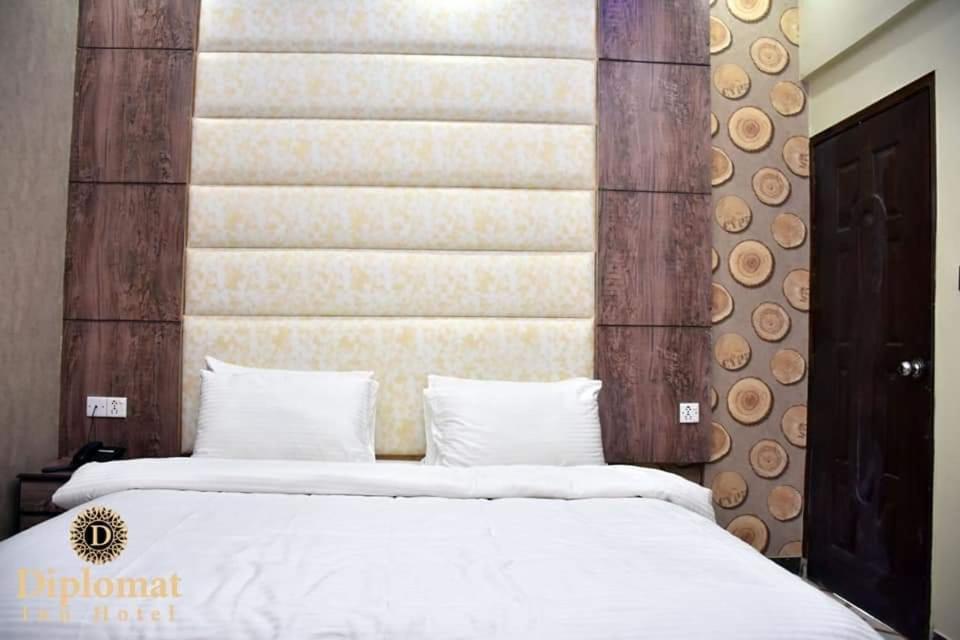 Diplomat Inn Карачі Екстер'єр фото